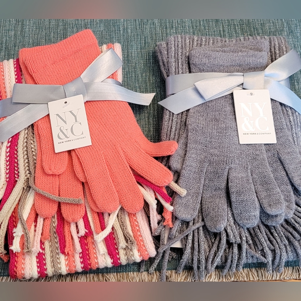 Set of 2 NY & Co Scarf/Mittens sets